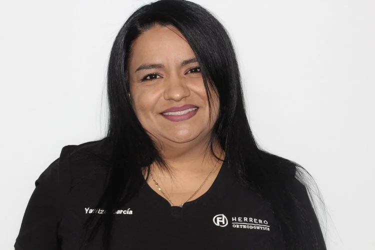 Yani, equipo de Herrero Orthodontics
